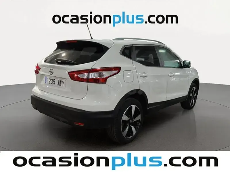 Usado Nissan Qashqai N-Connecta 130 CV (95 kW) 2017 Blanco SUV