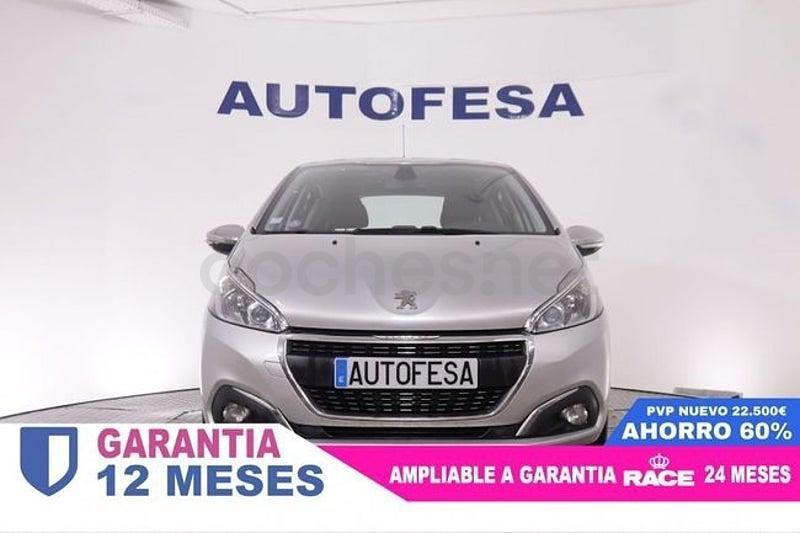 Usado Peugeot 208 Allure 82 CV (60 kW) 2018 Gris Utilitario