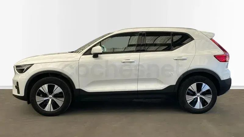 Usado Volvo XC40 Core 163 CV (119 kW) 2025 Blanco SUV