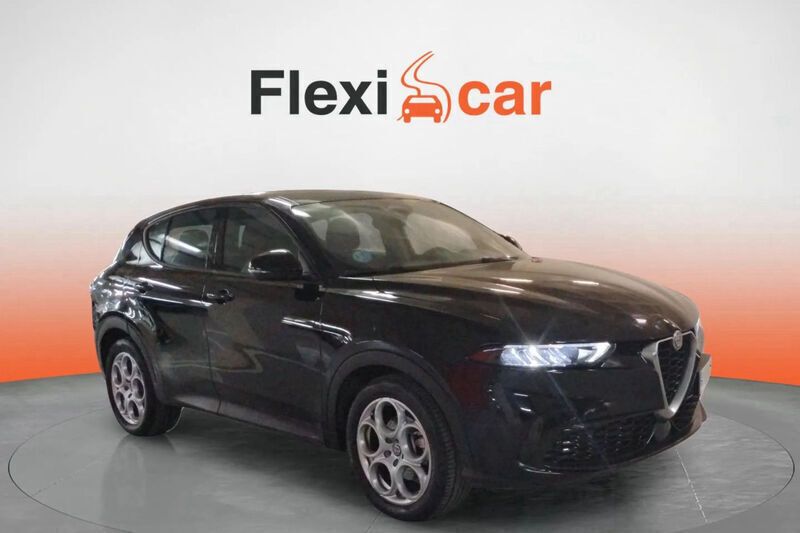 Usado Alfa Romeo Tonale Super 131 CV (96 kW) 2023 Negro SUV