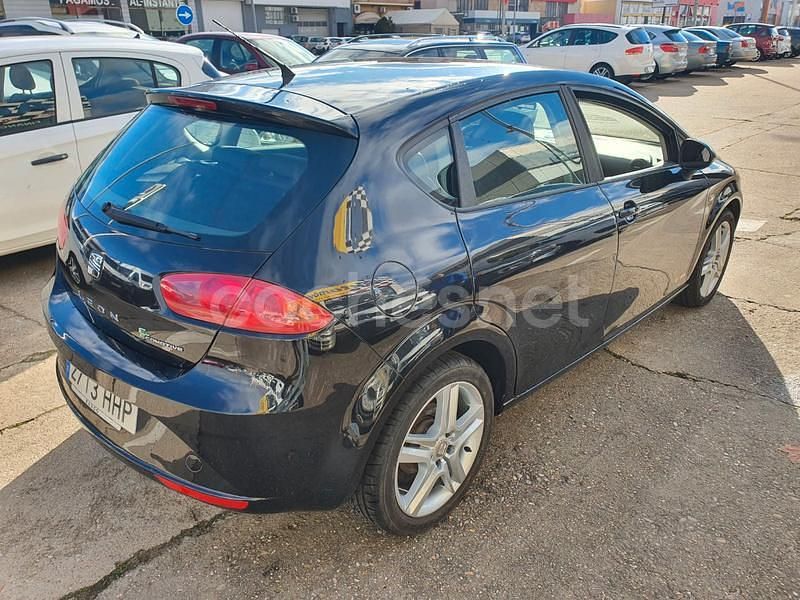 Usado Seat Leon Copa 90 CV (66 kW) 2011 Negro Berlina