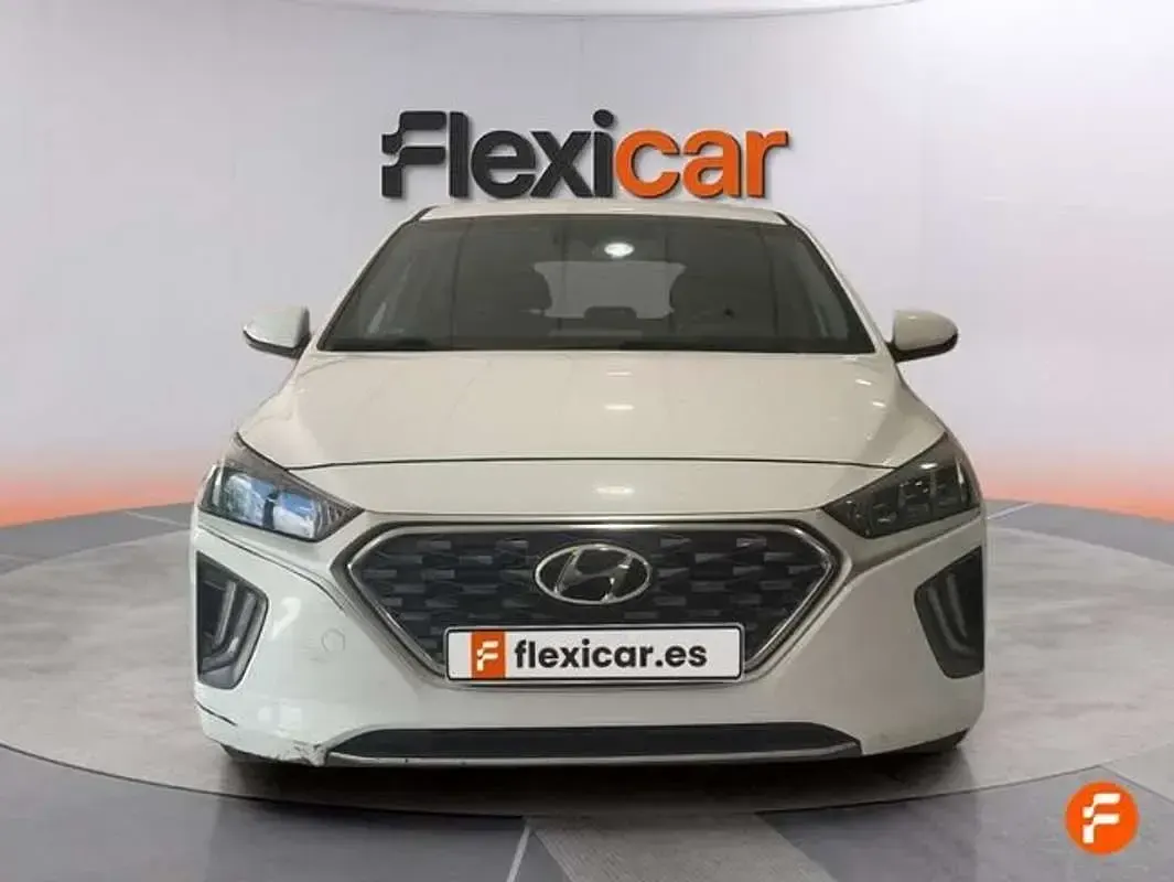 Usado Hyundai Ioniq 141 CV (103 kW) 2022 Blanco Utilitario