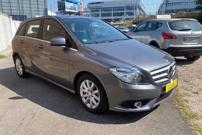 Usado 2013 Mercedes B180 Monovolumen | 13.490 € (Precio justo) - Imagen 1/4