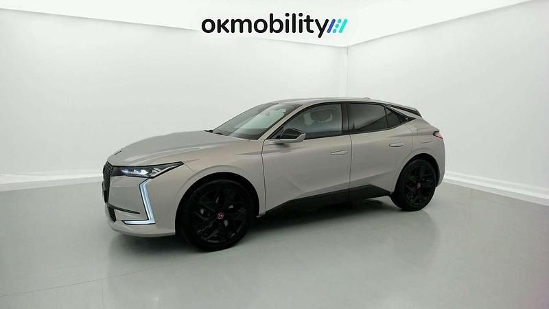Usado DS Automobiles DS4 Performance Line Plus 224 CV (164 kW) 2023 Plateado SUV