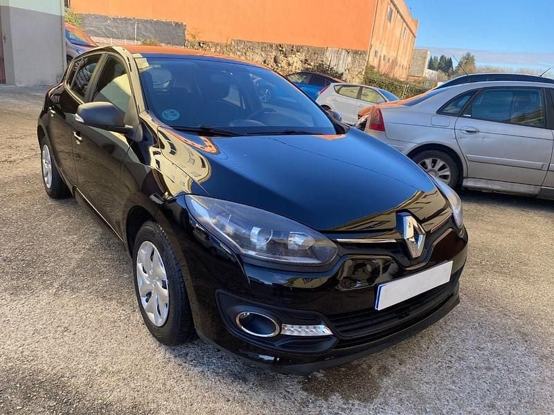 Usado Renault Mégane III Intens 115 CV (84 kW) 2015 Negro