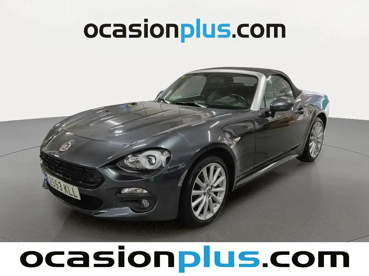 Usado Fiat 124 Lusso 140 CV (102 kW) 2018 Gris Descapotable