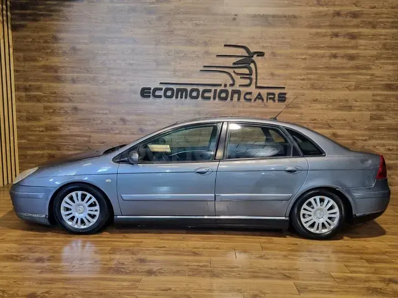 Usado Citroën C5 Exclusive 138 CV (101 kW) 2004 Gris / plata Berlina