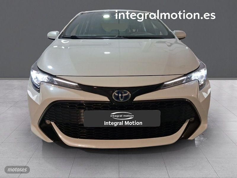 Usado Toyota Corolla Active 122 CV (89 kW) 2019 Blanco Berlina
