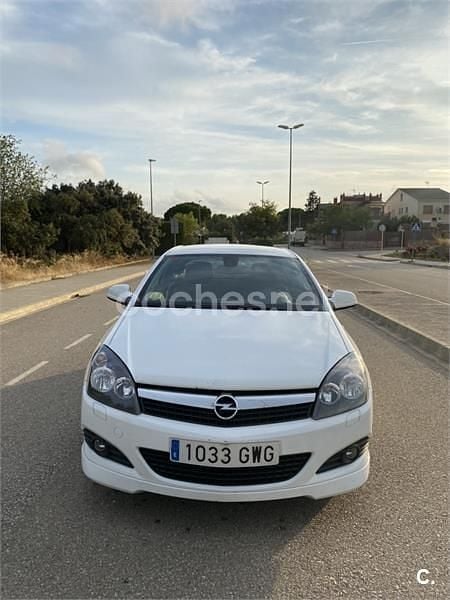 Usado Opel Astra GTC 120 CV (88 kW) 2010 Blanco Berlina