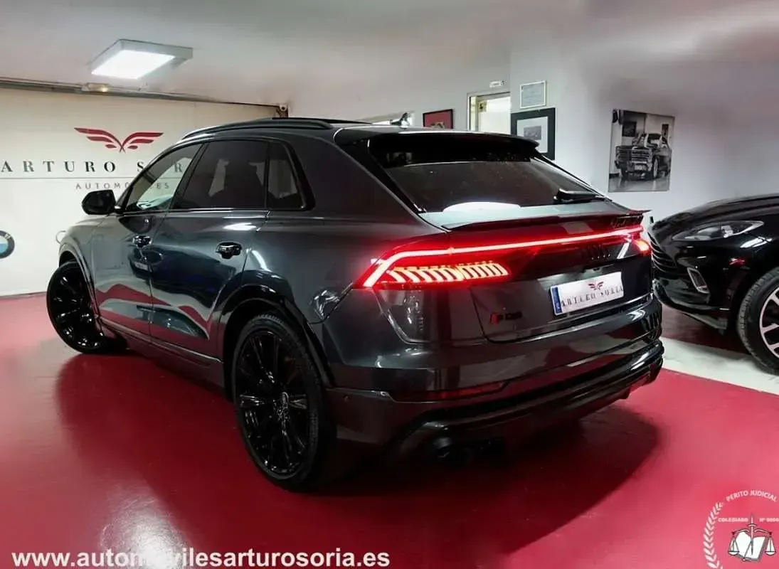 Usado Audi SQ8 Ambiente 507 CV (372 kW) 2021 Gris SUV