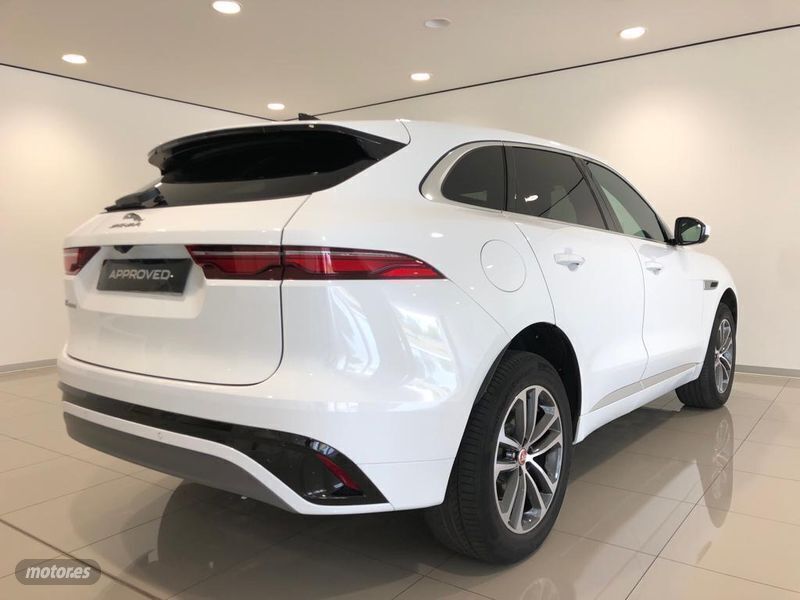 Usado Jaguar F-Pace R-Dynamic 204 CV (150 kW) 2022 Blanco SUV
