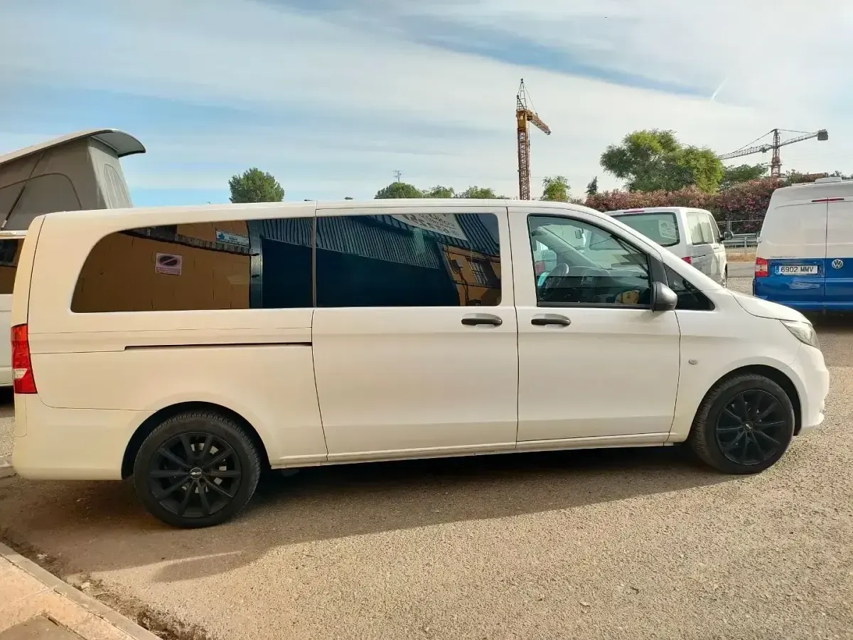Usado Mercedes V200 Avantgarde 136 CV (100 kW) 2016 Blanco Monovolumen