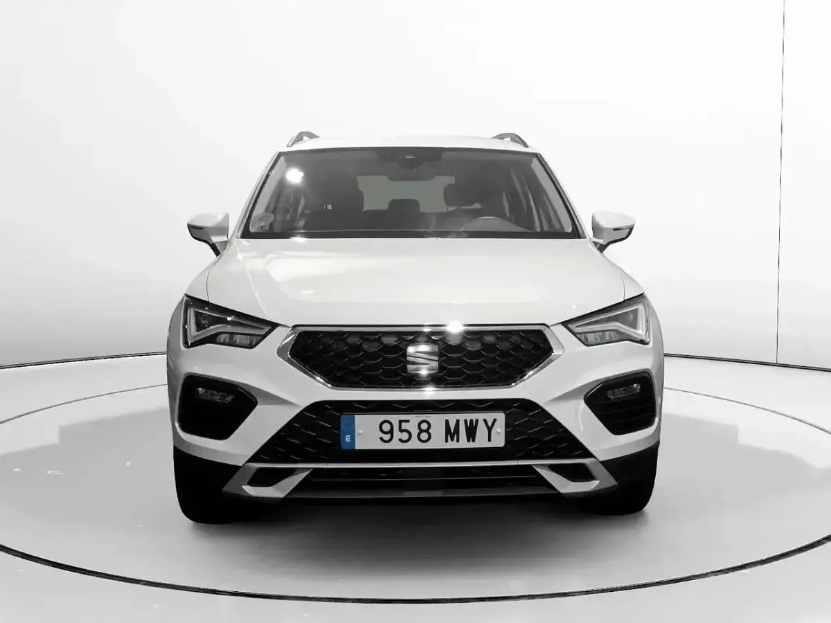 Usado Seat Ateca Style 150 CV (110 kW) 2024 Blanco SUV