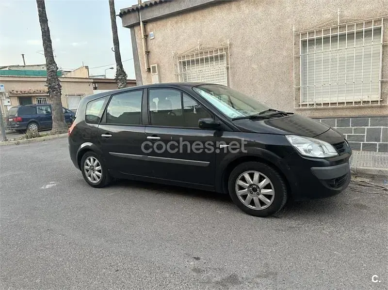 Usado Renault Grand Scénic II Business 105 CV (77 kW) 2007 Negro Monovolumen