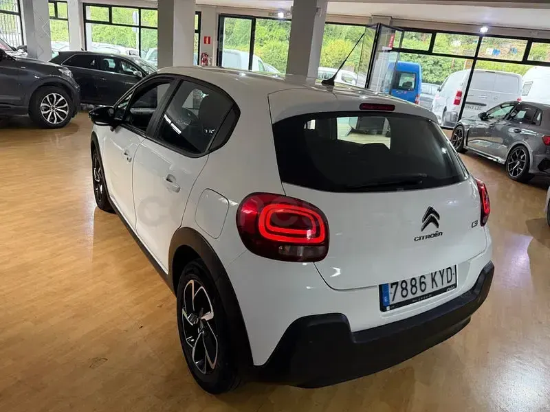 Usado Citroën C3 Feel 99 CV (72 kW) 2019 Blanco Utilitario