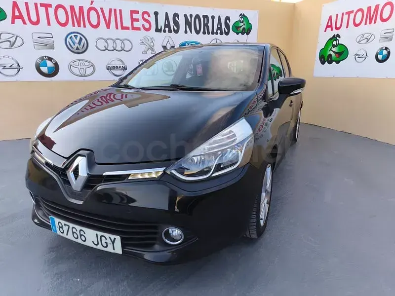 Usado Renault Clio IV Authentique 75 CV (55 kW) 2015 Negro Berlina