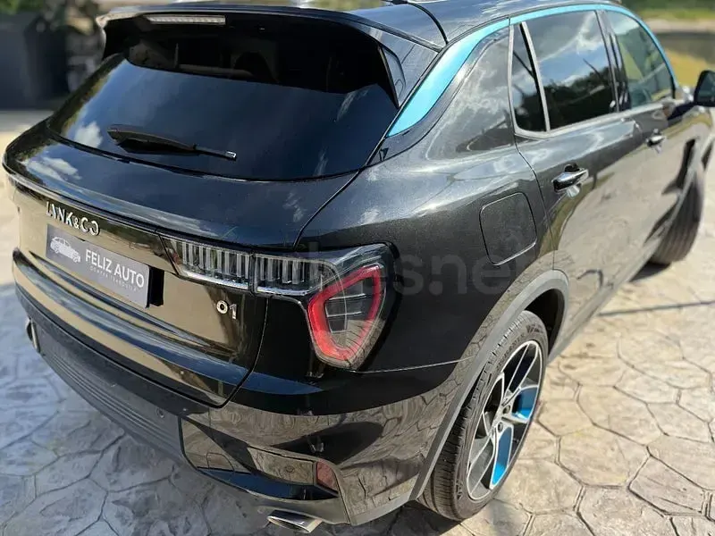 Usado Lynk & Co 01 261 CV (191 kW) 2022 Negro SUV
