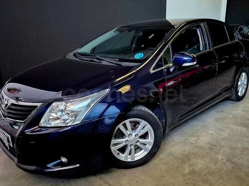 Usado Toyota Avensis Active 132 CV (97 kW) 2009 Azul Berlina