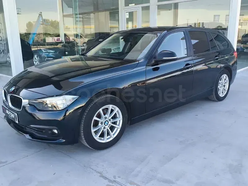 Usado BMW 316 116 CV (85 kW) 2018 Negro Familiar