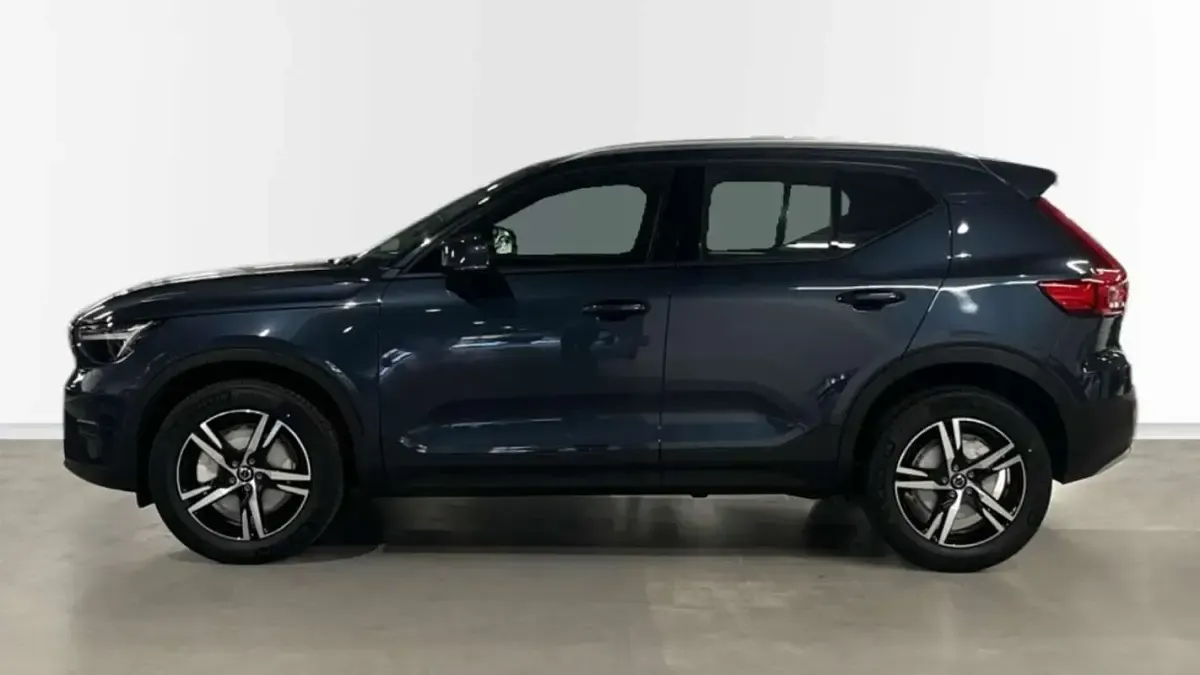 Nuevo Volvo XC40 Core 163 CV (119 kW) 2026 Azul SUV