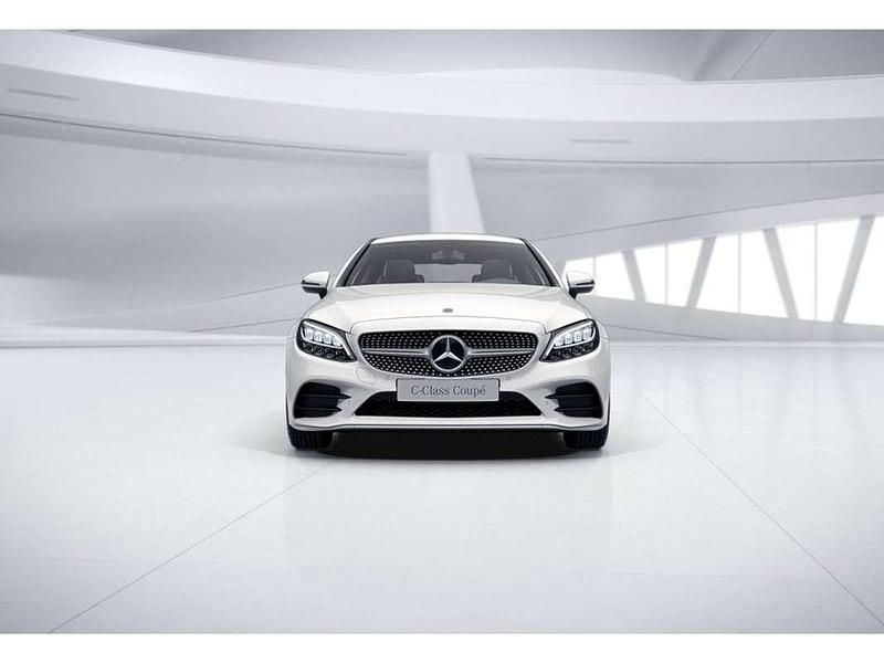 Usado Mercedes C220 196 CV (144 kW) 2020 Blanco Coupe