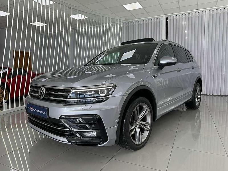 Usado VW Tiguan Allspace Sportline 150 CV (110 kW) 2020 Gris SUV
