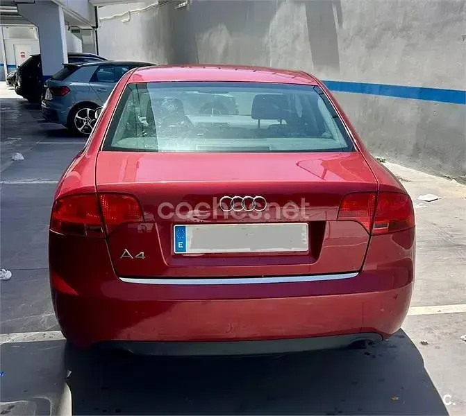 Usado Audi A4 163 CV (119 kW) 2006 Granate Berlina