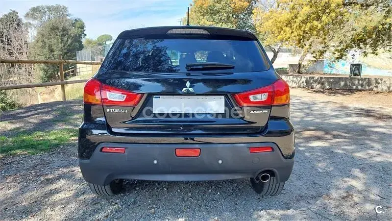 Usado Mitsubishi ASX Motion 116 CV (85 kW) 2012 Negro SUV
