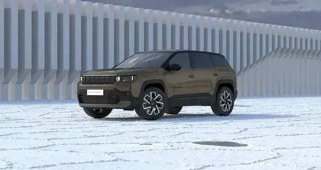 Nuevo Jeep Compass Altitude 156 kW (213 CV) 2025 Gris SUV