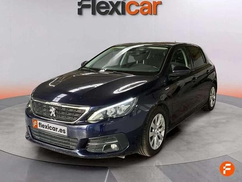 Usado Peugeot 308 SW Allure 131 CV (96 kW) 2020 Azul Familiar