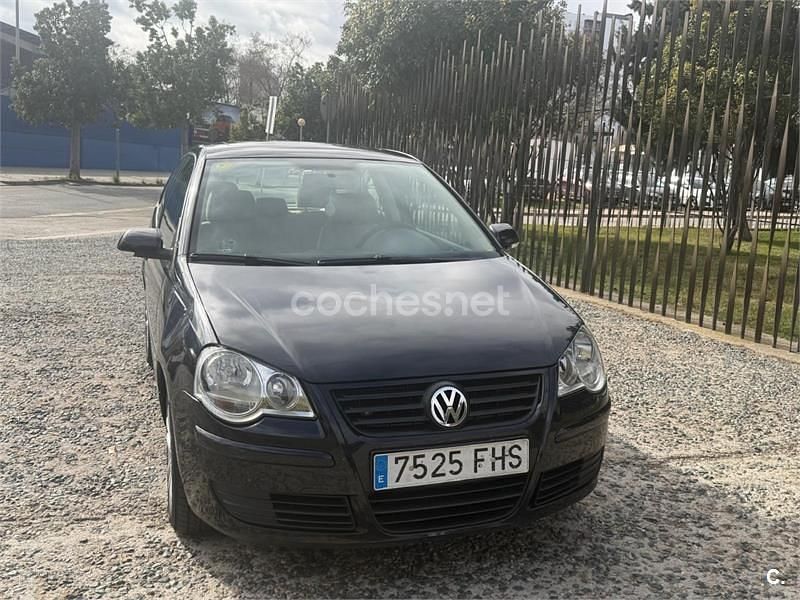 Usado VW Polo Edition 70 CV (51 kW) 2006 Negro Utilitario