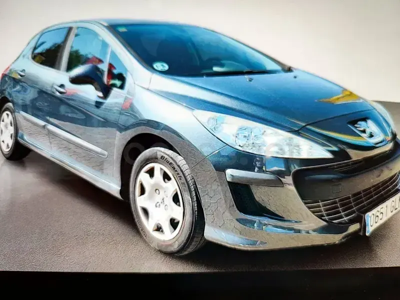 Usado Peugeot 308 110 CV (80 kW) 2009 Gris / plata Berlina