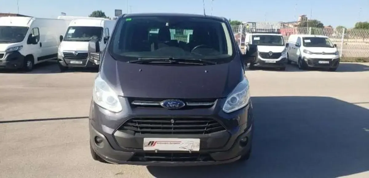 Usado Ford Transit Custom 125 CV (91 kW) 2013 Gris Van