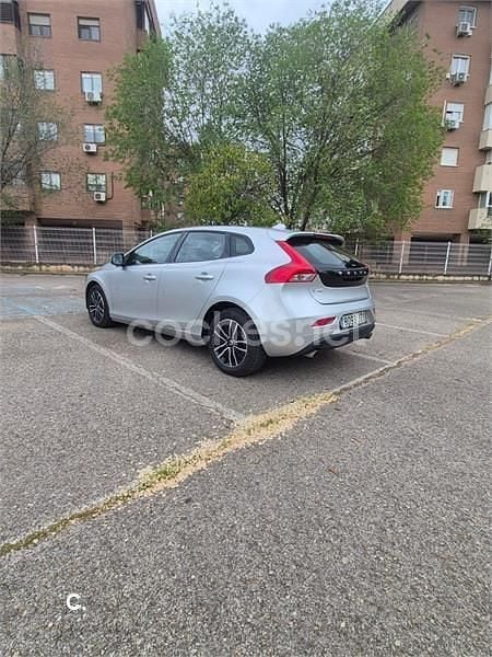Occasion Volvo V40 R-Design Momentum 150 PK (110 kW) 2017 Grijs Sedan
