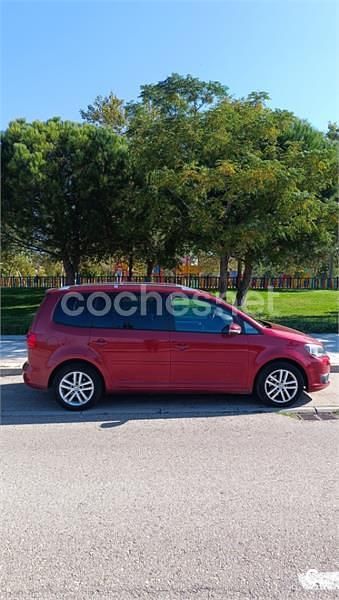 Rojo Usado 2012 VW Touran Edition Monovolumen | 10.500 € (Precio justo) - Imagen 1/4