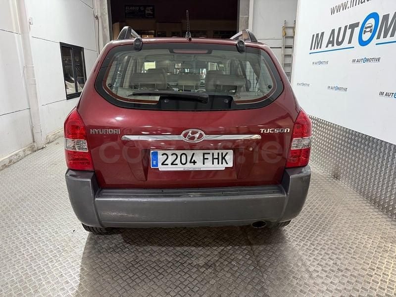 Usado Hyundai Tucson Comfort 142 CV (104 kW) 2007 Granate SUV