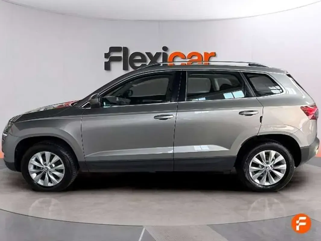 Usado Skoda Karoq Ambition 116 CV (85 kW) 2018 Marrón SUV