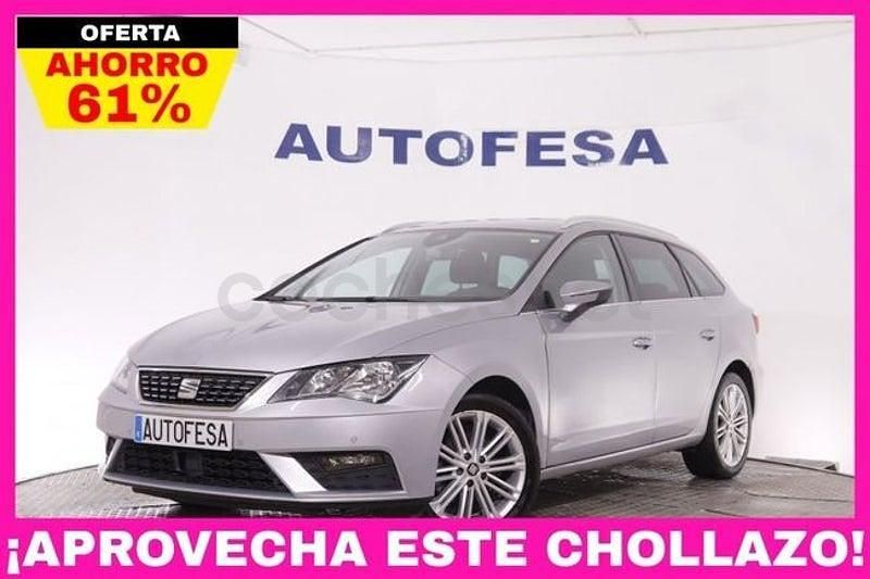 Usado Seat Leon XCELLENCE 130 CV (95 kW) 2020 Gris / plata Familiar