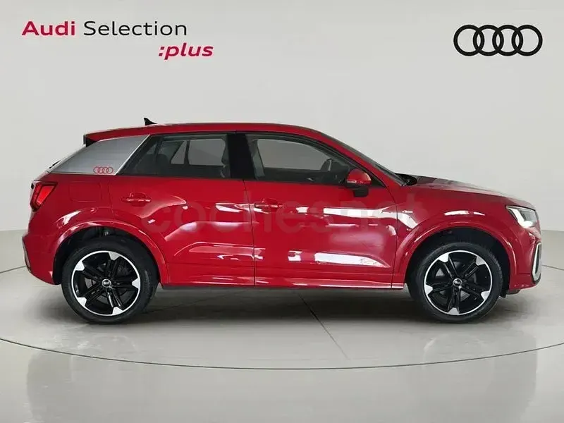 Usado Audi Q2 S-Line 116 CV (85 kW) 2022 Rojo SUV
