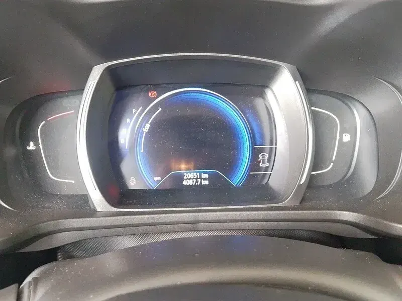 Usado Renault Kadjar Zen 140 CV (102 kW) 2020 Negro SUV