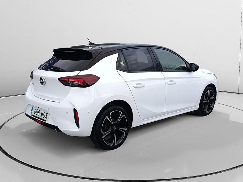 Usado Opel Corsa GS Line 101 CV (74 kW) 2021 Negro