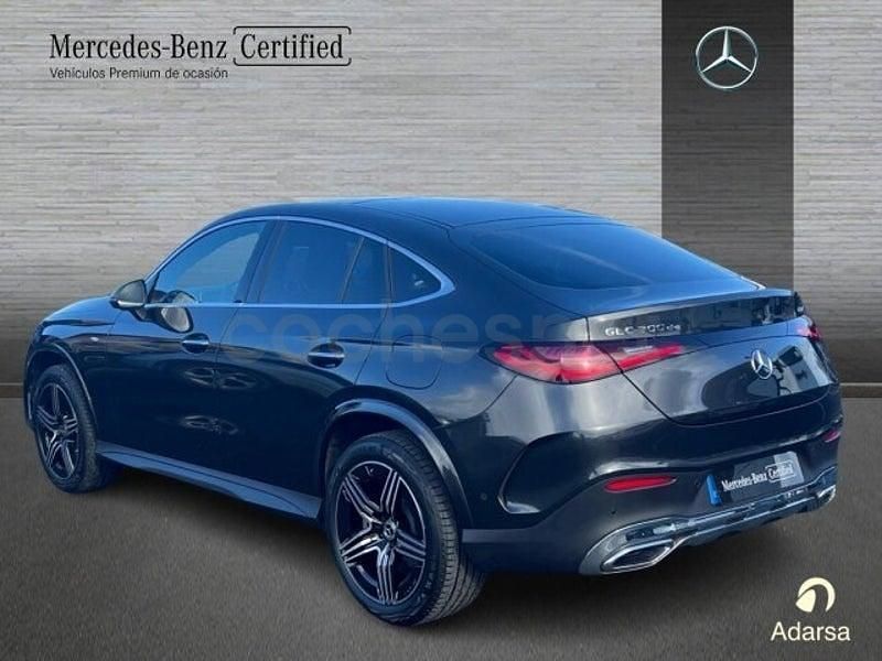 Usado Mercedes GLC300e 333 CV (244 kW) 2025 Gris grafito Coupe