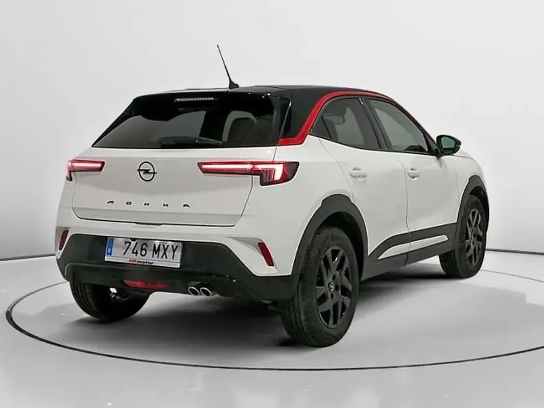 Usado Opel Mokka 136 CV (100 kW) 2025 Blanco SUV
