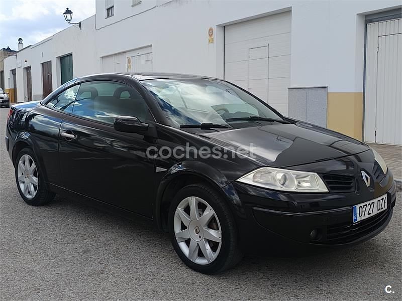 Usado Renault Mégane Cabriolet Authentique 120 CV (88 kW) 2006 Negro Descapotable