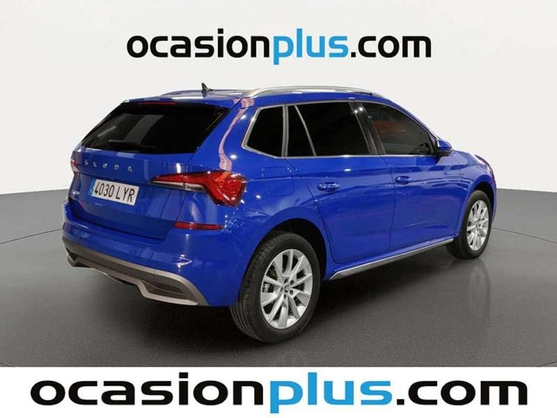 Usado Skoda Kamiq Style 110 CV (80 kW) 2022 Azul SUV