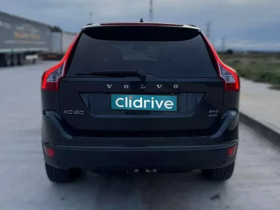 Usado Volvo XC60 Summum 175 CV (128 kW) 2009 Negro SUV