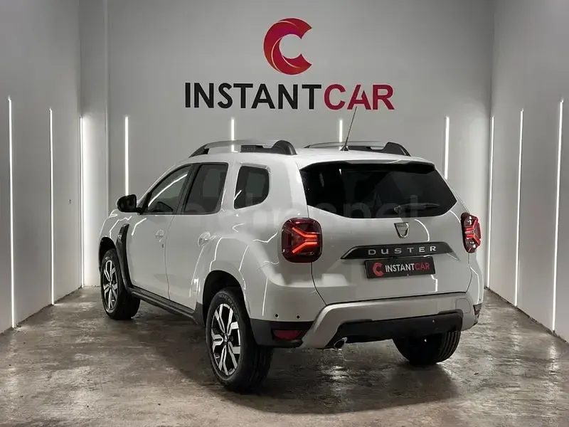 Usado Dacia Duster Comfort 100 CV (73 kW) 2022 Blanco SUV