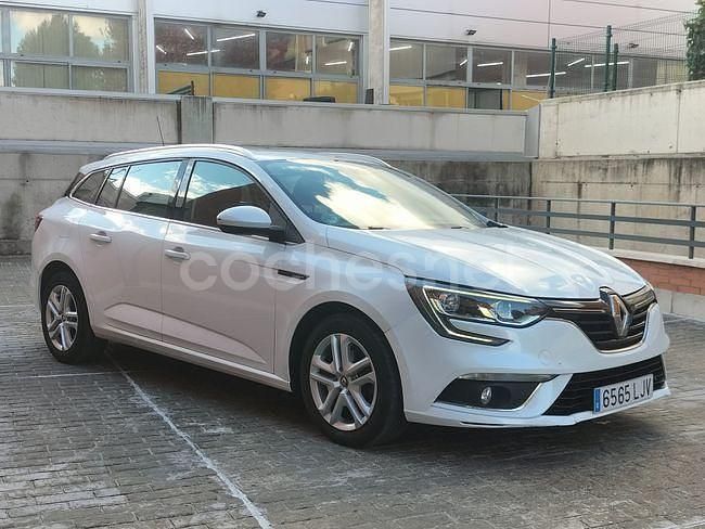 Usado Renault Mégane GrandTour Business 115 CV (84 kW) 2020 Blanco Familiar