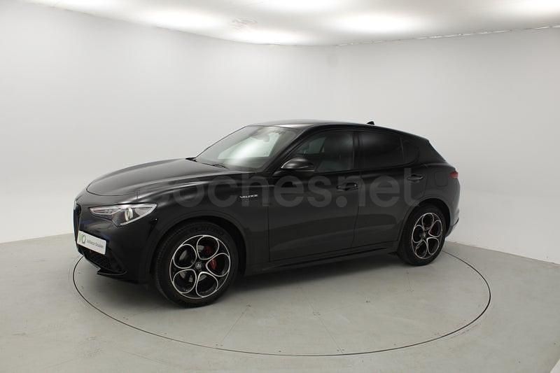 Usado Alfa Romeo Stelvio Veloce 211 CV (155 kW) 2022 Negro SUV