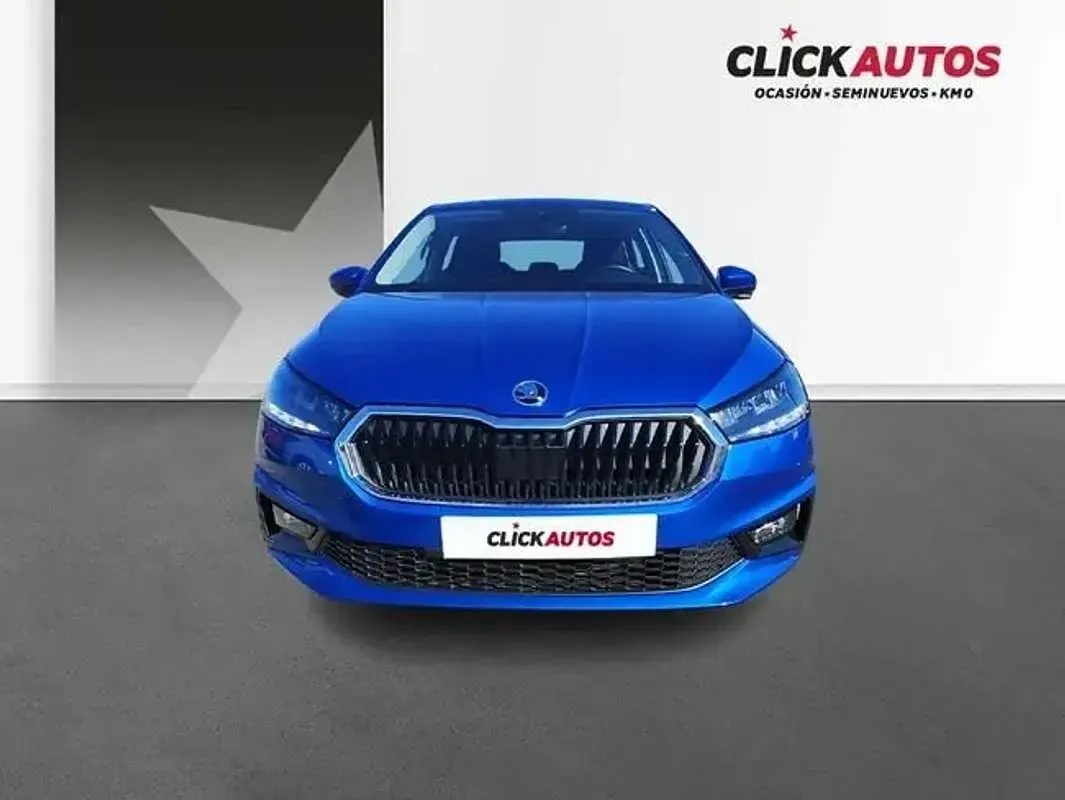 Usado Skoda Fabia Selection 116 CV (85 kW) 2026 Azul Utilitario